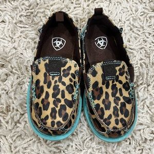 Ariat Toddler Leopard loafers Size 7 Brand New!